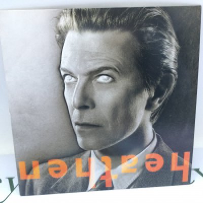 A first UK pressing of the David Bowie LP 'Heathen', 5082221. Sleeve VG+, Vinyl Ex.
