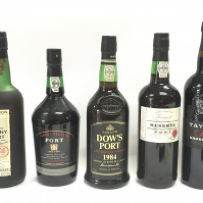 Five bottles of port including 20 years old Tawny Port, Dows Port Late bottled vintage 1984, Taylors Select reserve port. This lot cannot be posted. NO RESERVE