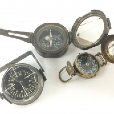A collection of vintage compasses including a Stanley example. This lot cannot be posted