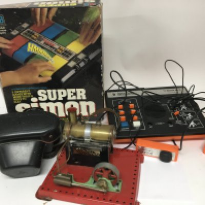 A TV master game MklV a Mamod static steam engine a boxed Super simon game and Patricia camera (4)