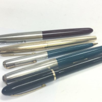 Vintage Parker pens and a Watermans champion 501 pen with a 14k nib. Postage category A