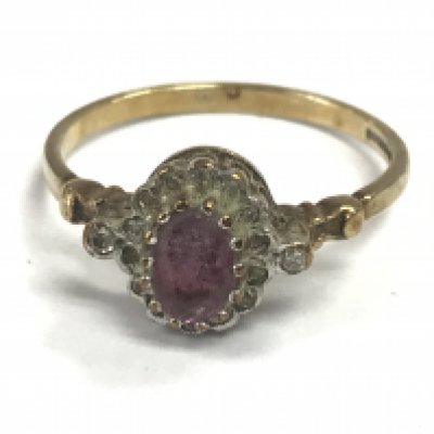 A 9ct gold Pink topaz ring , size P. 2.2g total weight. postage category A