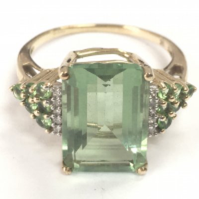 A 9 carat gold ring , size R/S. 4.4g total weight postage category A