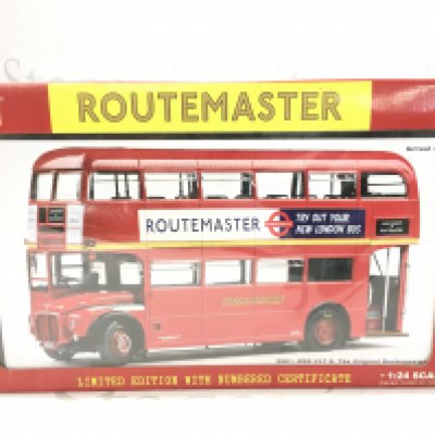 A Boxed Sun Star RM-8 VLT 8 Routemaster Bus 1/24 Scale.