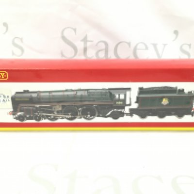 A Boxed Hornby 00 Gauge BR 4-6-2 Britannia Class Locomotive Flying Dutchman #R2387. No Reserve.