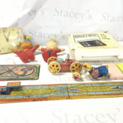 An assorted collection including Noddy toys and clock&hellip;a Binatone TV Master mkIV. ..tinplate toys..2 Nintendo DS in pink and green. No reserve