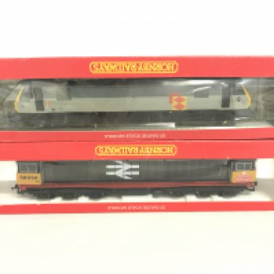 2 X Boxed 00 Gauge Diesel Locomotives #s R.586 And R.383.