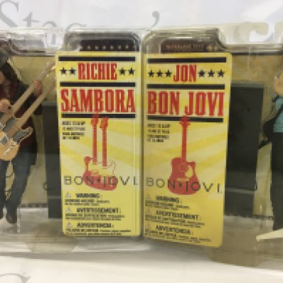 2x sealed action figures from Bon Jovi. No reserve