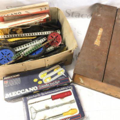 A Collection of Meccano including A Catapillar Track Pack.