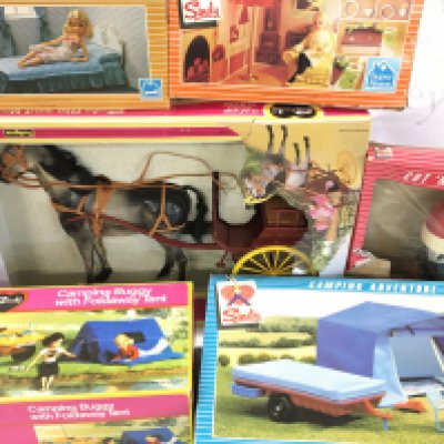 A Large Collection of Boxed And Loose Sindy Furniture. Vehicles and Accessories including A Sindy Super Home. This Lot cannot Be Posted.(7).