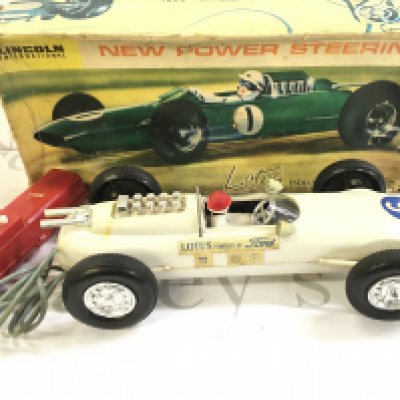 A Boxed Lincoln Imternational Remote Controlled Lotus Indianapolis Racing Car.