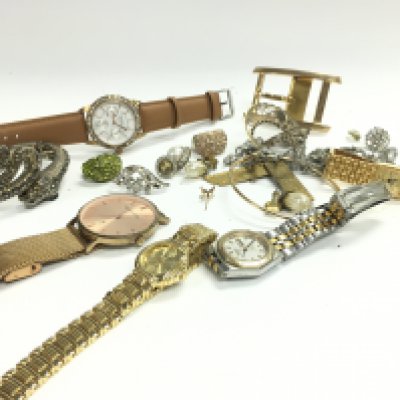 A bag of watches and other costume jewellery including bracelets, rings, earrings