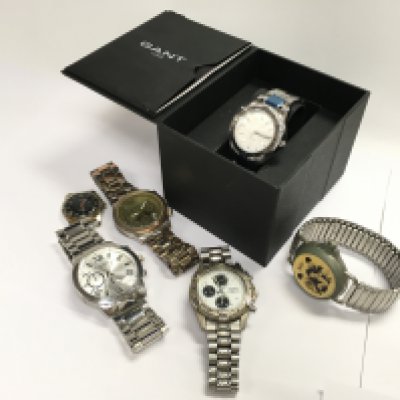 A Collection of vintage gents watches including a boxed Gant watch, Geneva, Jacob Ellis, Sekonda etc. Postage category B