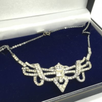 An Art Deco Style Diamonte necklace, postage category A