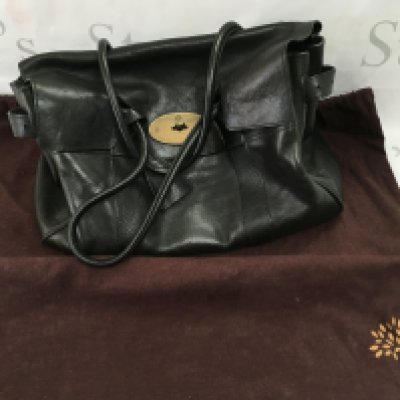 A Mulberry Bayswater classic grain black leather handbag with dust bag. Postage category C