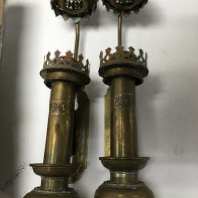 A pair of G W R lamps ( no funnels ) together with metal ware and a dressing table set . NO RESERVE