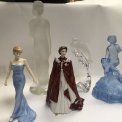 A mixed lot including a royal Doulton lady Diana figure and a royal Worcester Queen Elizabeth figure along with some cut glass figures.