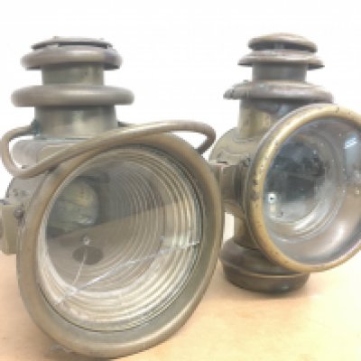 Two large veteran car brass lamps, one with cracked glass. Circa 1900. This lot cannot be posted