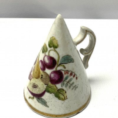 A small possibly Chelsea porcelain candle snuff with hand painted fruit decoration. (Some restoration) 6.5cm. NO RESERVE
