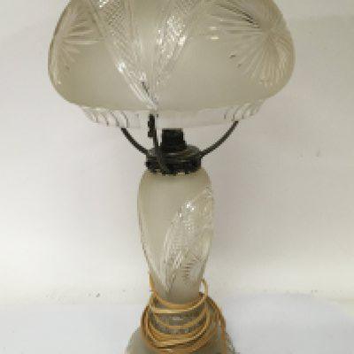 A Quality cut glass table lamp with a dome shape shade with hob-star pattern and shaped edge. No obvious damage height 55cm. NO RESERVE