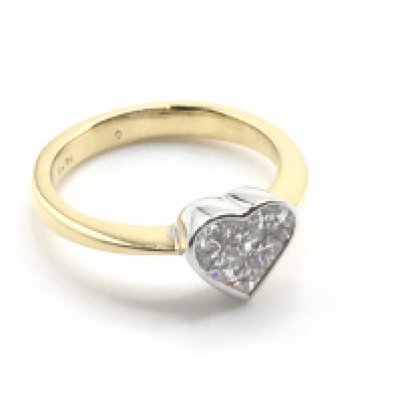 An 18ct yellow gold heart shaped multi cluster diamond ring, diamonds 0.75Ct. Ring weight 4.6g. Ring size O. Postage category a