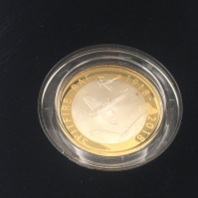 A 2018 sterling silver proof piedfort coin with box and COA. Postage B