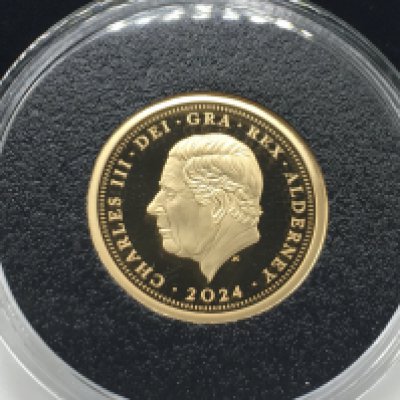 80th anniversary of D day gold proof full sovereign. Postage B