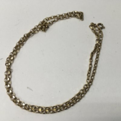 A 9 ct gold chain 4.3 grams