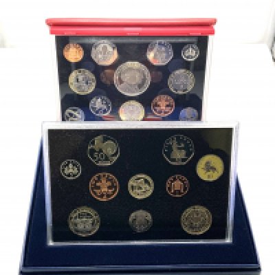 10 Royal Mint proof uncirculated coin year sets 1998, 1999, 2003, 2004, 2006, 2007 2008, 2010, 2012, 2015. (B)