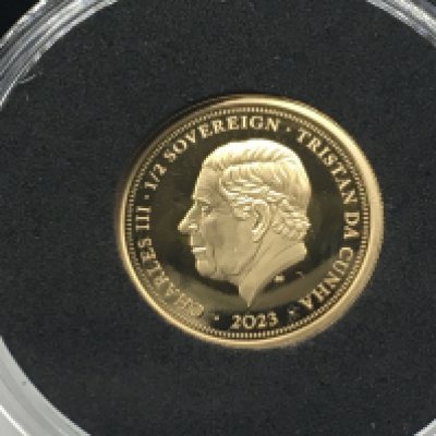 Queen Elizabeth II gold proof half Sovereign. Postage B