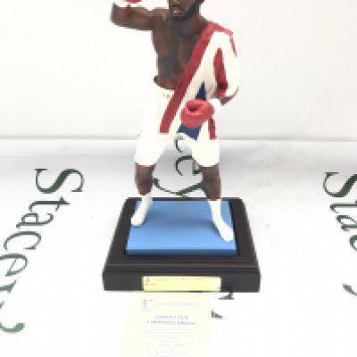 A Endurance Art Of Sport Boxing Figure Lennox Lewis.