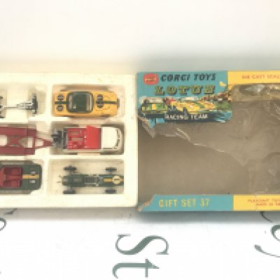 A Boxed Corgi Lotus Gift Set 37. Box Is Very Worn.