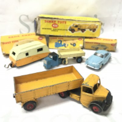 4 X Boxed Dinky Vehicles. All Playworn And Boxes Worn. A Caravan #190. A Bedford Articulated Lorry #409. A Mechanical Horse And Open Wagon #415 And A Porsche 356A Coupe. No Reserve.