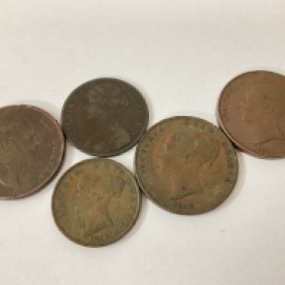 Two 1857 pennies, 1853 half penny, 1863 young bust Victoria penny and a William III 1834 penny. Postage category A. NO RESERVE