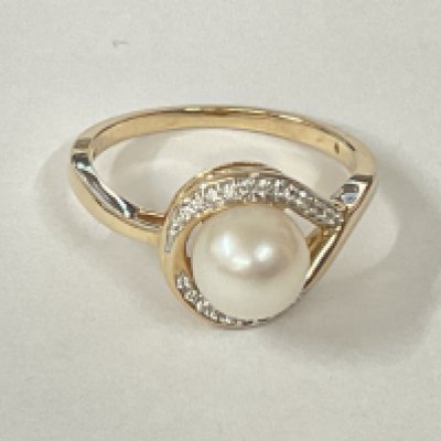 9ct yellow gold white cultured pearl and diamond half moon ring. Diamonds 0.05ct. Postage category A.