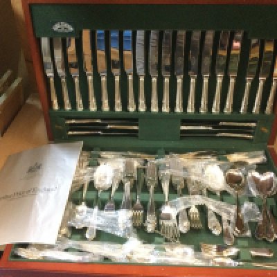 A canteen of Arthur Price silver plated cutlery. Shipping category D.