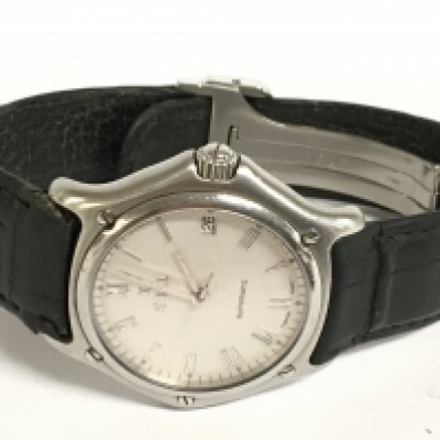 An Ebel automatic watch, seen working. This lot cannot be posted