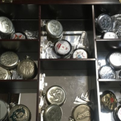 A case containing various vintage pocket watches including Soviet Russian examples such as Sekonda, Molnija etc. This lot cannot be posted