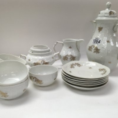 A Rosenthal China porcelain dinner service set. NO RESERVE