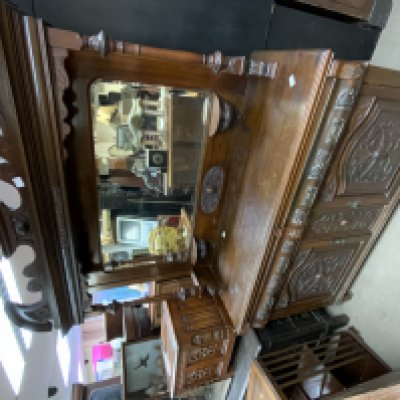 A large Victorian mahogany mirror backed sideboard. 150cm x 214cm x 55cm NO RESERVE