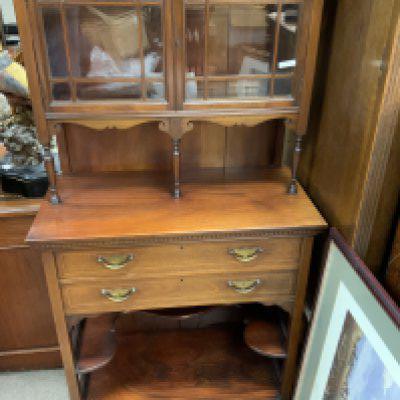 A small Edwardian inlaid walnut cabinet with glazed top section. 143cm x 71cm x 36cm