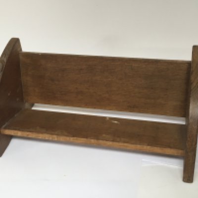 A Robert Thompson Mouse man desk top bookcase length 45cm Hight 20cm depth 20cm some marks to the wood in keeping with use no other condition issues. Postage available in house. (C)