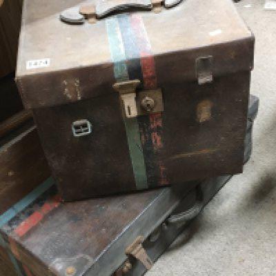 Two Vintage leather traveling suite cases (2)