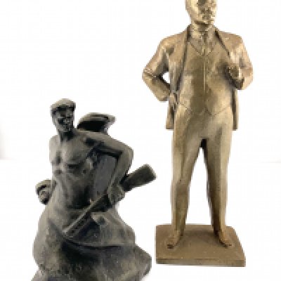 A USSR cast metal figure &ldquo;Stand to the Death&rdquo; together with a gilt painted aluminium figure of Vladamir Lenin. (C)