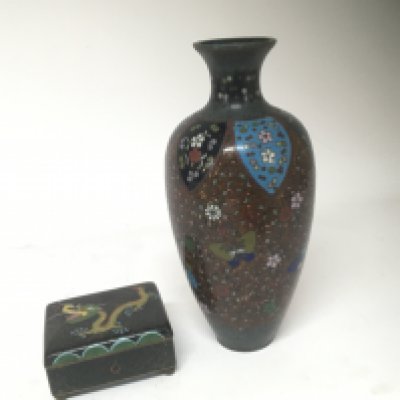 A late 19th century cloisonn&#2013265929 vase decorated with butterflies height 24cm and a conforming box with a hinged lid decorated with a dragon. (2) NO RESERVE