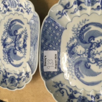 A small pair of Chinese blue and white dishes decorated with flowers foliage. NO RESERVE
