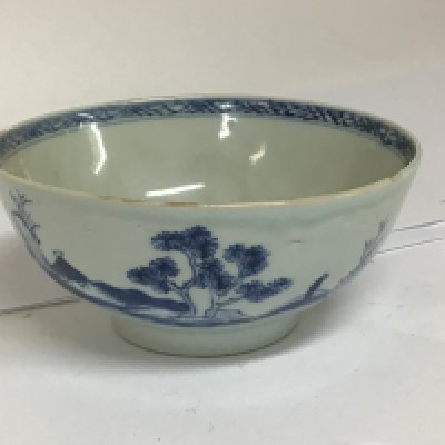 A Chinese 18th century Export porcelain Nanking Cargo rice bowl diameter 15cm