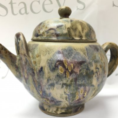 A studio pottery tea pot, 22cm tall. This lot cannot be posted