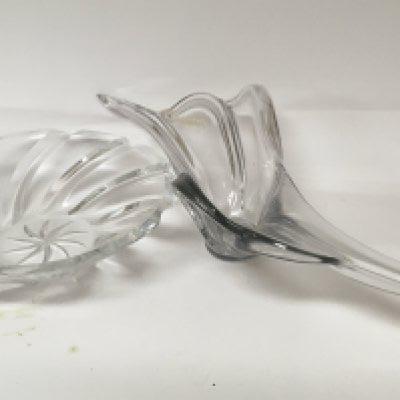 Two large Art glass mid 20th century design dishes (2)