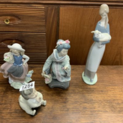 3 Lladro porcelain figures together with a small NAO baby figurine. (D)